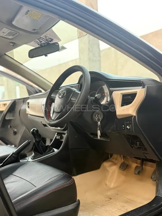 Toyota Corolla 2016 for Sale in Gujrat Image-1