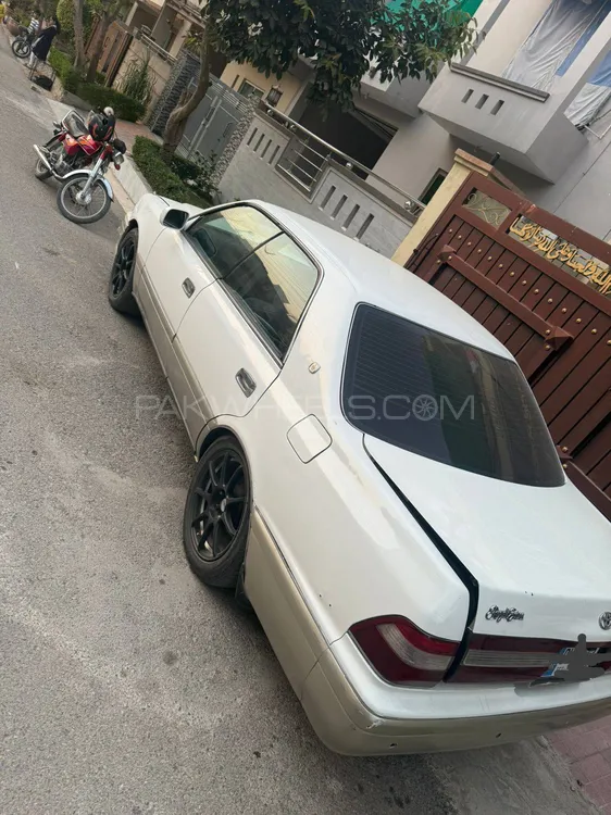 Toyota Crown 1997 for Sale in Islamabad Image-1