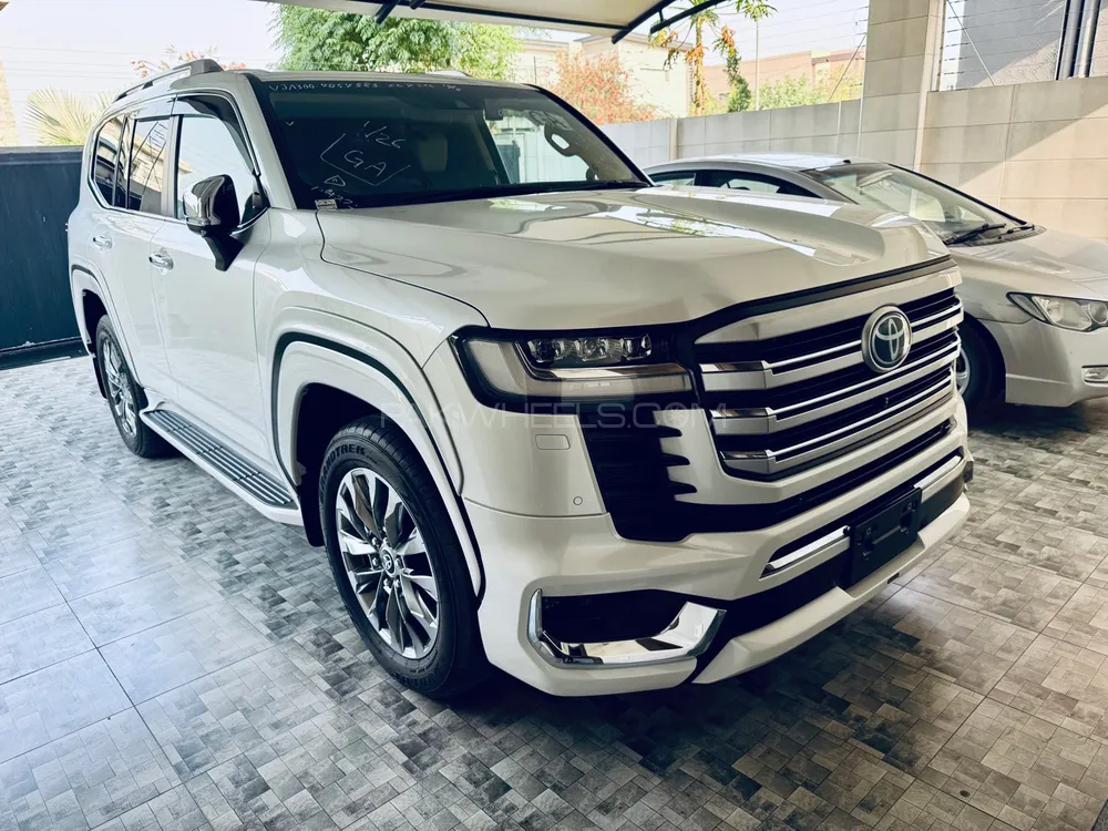 Toyota Land Cruiser 2022 for Sale in Lahore Image-1