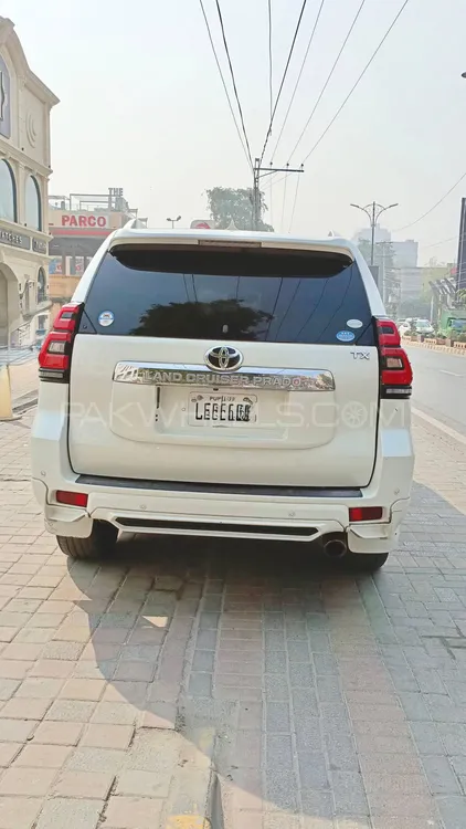 Toyota Prado 2011 for Sale in Lahore Toyota Prado 2011 for Sale in Lahore Image-6