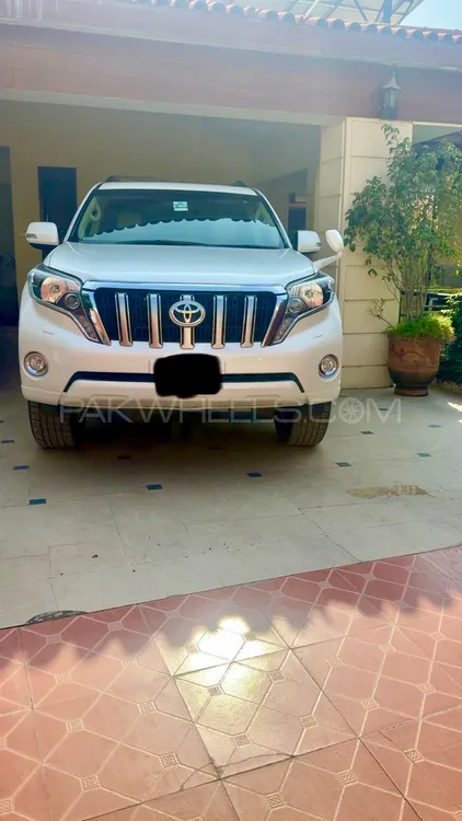 Toyota Prado 2015 for Sale in Islamabad Image-1