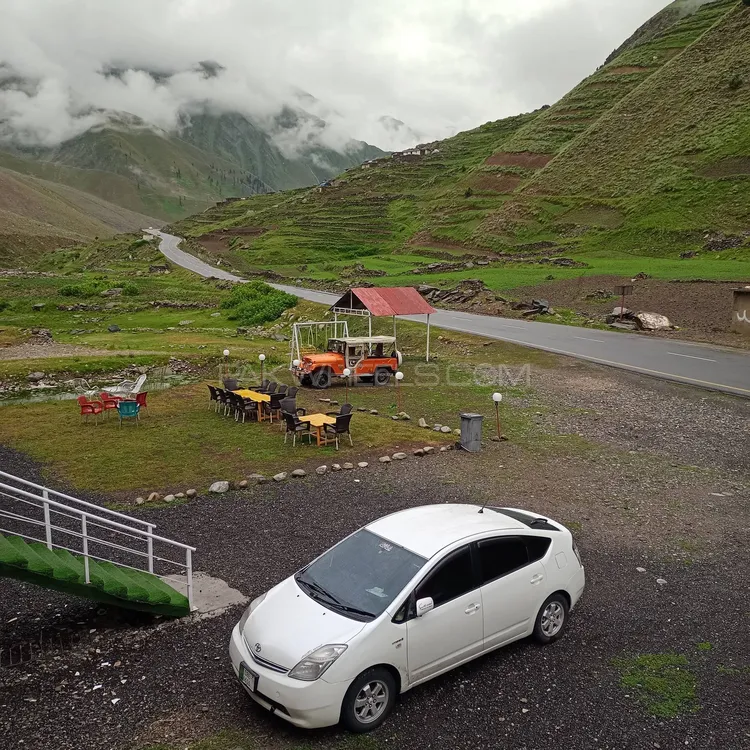 Toyota Prius 2007 for Sale in Peshawar Image-1