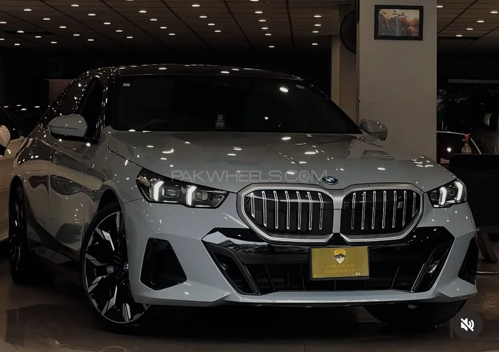 BMW i5 2022 for Sale in Lahore Image-1