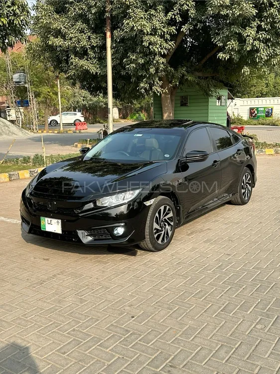 Honda Civic 2017 for Sale in Lahore Image-1