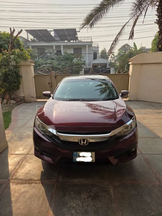 Honda Civic 2018 for Sale in Lahore Image-1