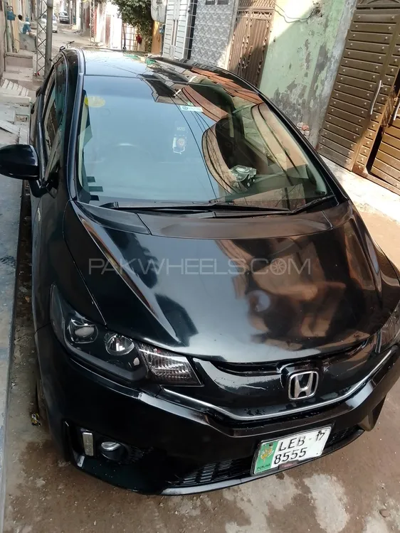 Honda Fit 2017 for Sale in Lahore Image-1