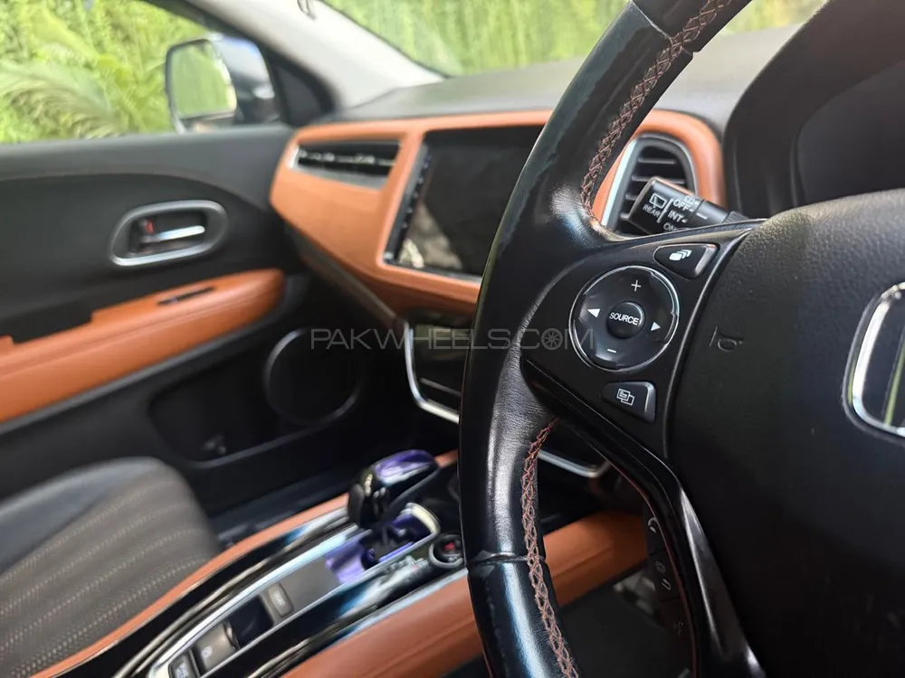 ہونڈا ویزِل 2017 for Sale in لاہور Image-1