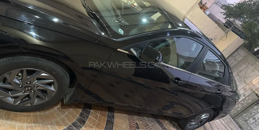 Hyundai Elantra 2025 for Sale in Lahore Image-1