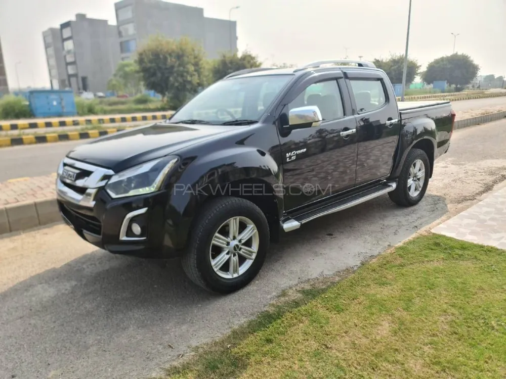 Isuzu D-Max 2019 for Sale in Lahore Image-1