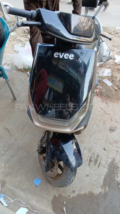 Evee Gen-Z 2024 for Sale Image-1