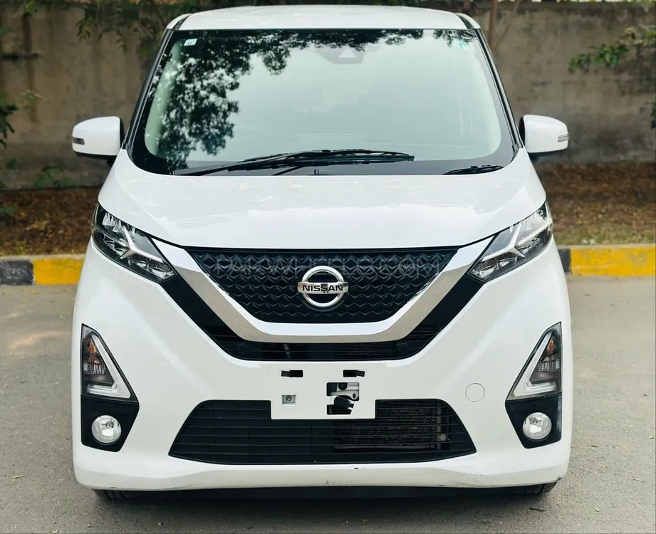 Nissan Dayz 2019 for Sale in Faisalabad Image-1