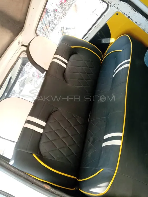 Suzuki Bolan 2014 for Sale in Karachi Image-1