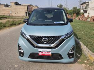 Fresh Import 2025
No.1 Japan Quality
HIGHWAY STAR X EDITION 
2022 Model
Low Mileage: 23313 KM
Shiny Light Green Colour
LEATHER WRAPPED STEERING 
LEATHER SEATS 
15 INCHES NEW DESIGN ALLOY WHEELS 
Heating Seats 
Push Start Engine / Intelligent Key
Auto Ac Touch Panel
LED  Head Lump
Super UV Cut Doors Glass
Intelligent Around View Monitor
Camera On Room Mirror
Genuine Verifiable Auction Sheet
Auction Sheet Attach For Satisfaction And Online Verification
Alloy Wheels
Nissan Genuine 9 Inch Navigation System
Nissan Genuine Back Camera
Remote Door Mirror
Abs Braking System
Traction Control
Hid Headlights
Retractable Side Mirrors With Indicators
Winker Mirror
Digital Climate Control Air Conditioning System
6 Air Bags 
All Power Windows
Multimedia Steering
Engine In Clean & Good Condition
Clean Interior & Exterior
Power Steering
High Quality Luxury Hatchback
Brand New Tyres