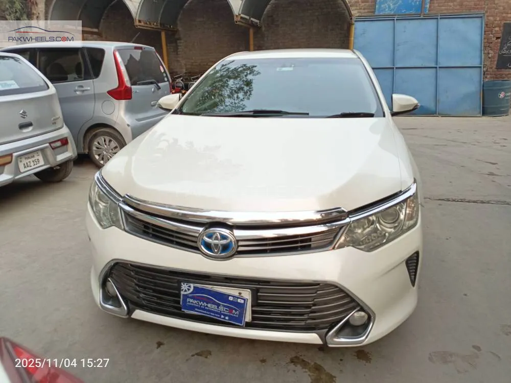 Toyota Camry 2015 for Sale in Gujranwala Image-1