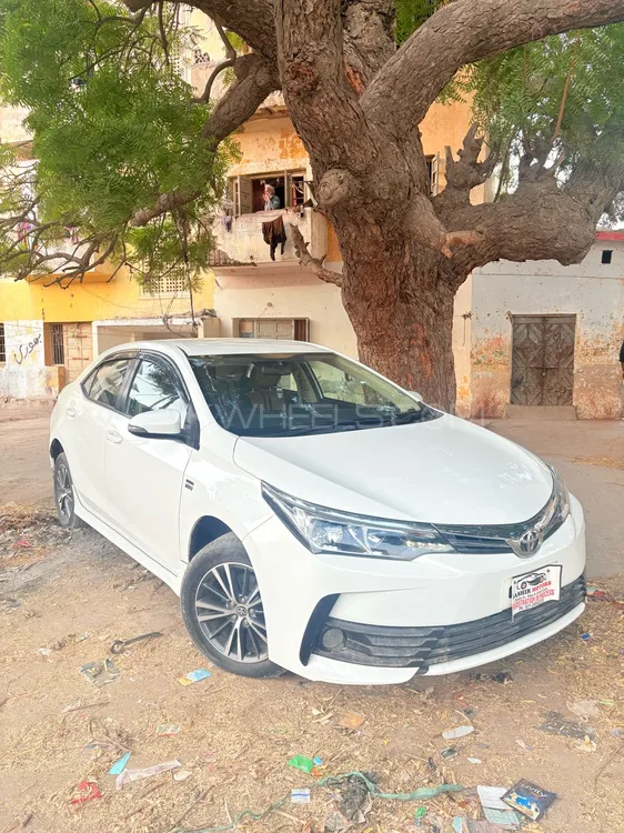 Toyota Corolla 2020 for Sale in Karachi Image-1