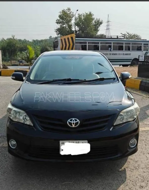 Toyota Corolla 2013 for Sale in Chiniot Image-1