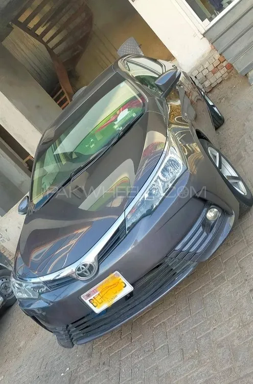 Toyota Corolla 2017 for Sale in Multan Image-1