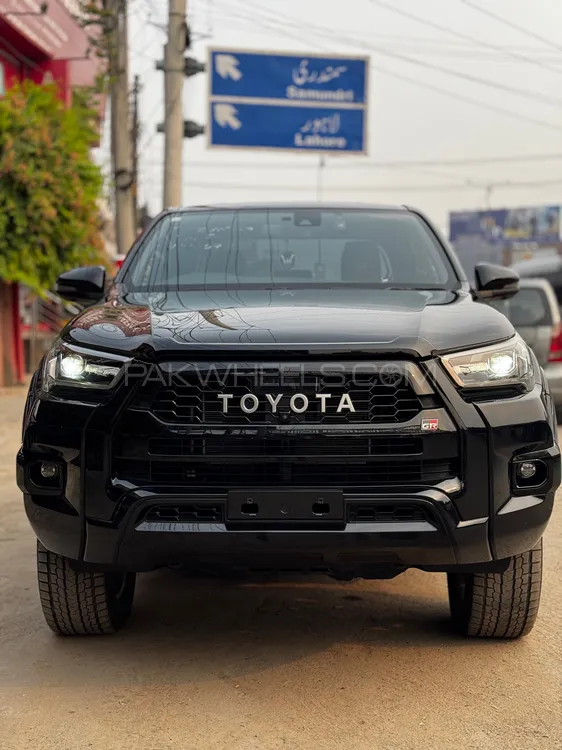 Toyota Hilux 2022 for Sale in Faisalabad Image-1
