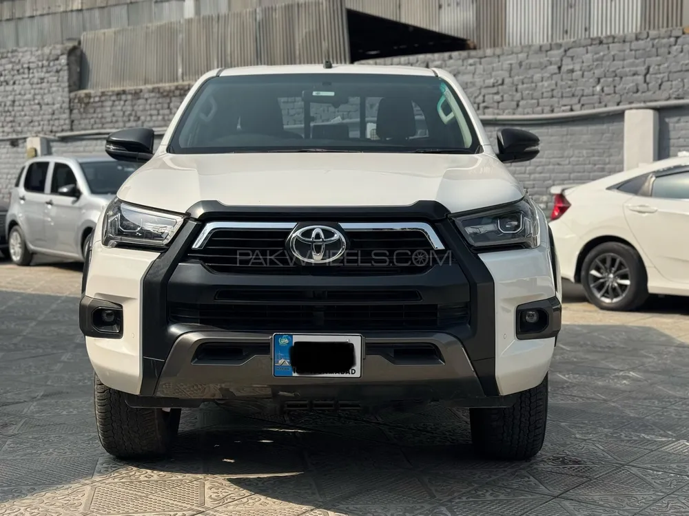 Toyota Hilux 2022 for Sale in Islamabad Image-1