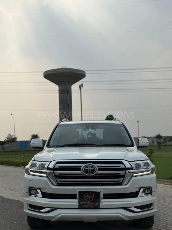 Toyota Land Cruiser 2018 for Sale in Faisalabad Image-1
