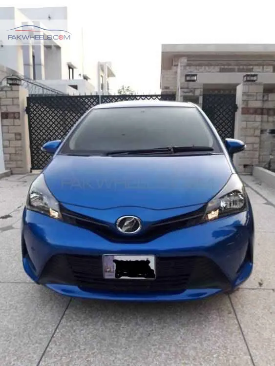 Toyota Vitz 2014 for Sale in Islamabad Image-1
