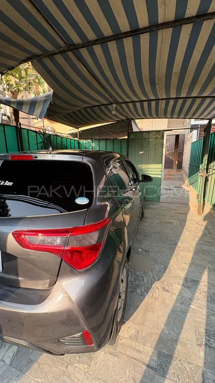 Toyota Vitz 2018 for Sale in Hyderabad Image-1