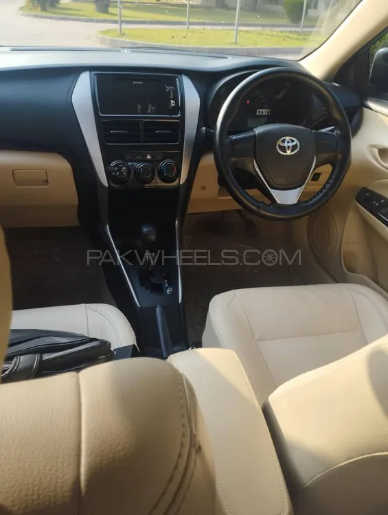 Toyota Yaris Sedan 2021 for Sale in Bahawalpur Image-1