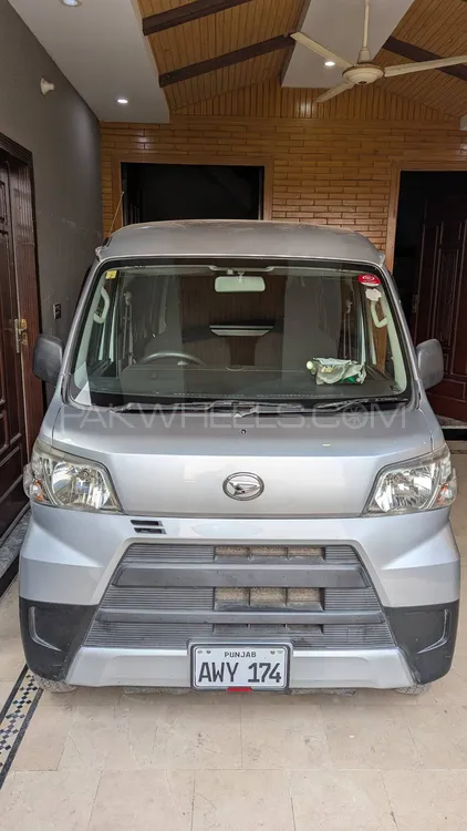 Daihatsu Hijet 2019 for Sale in Faisalabad Image-1