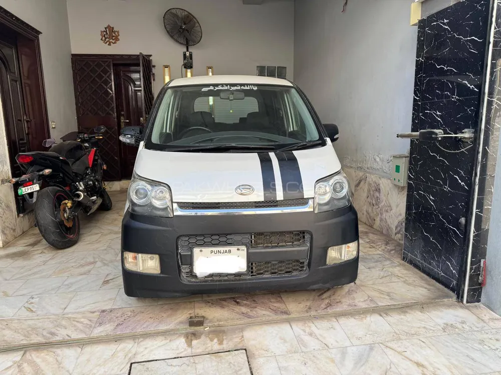 Daihatsu Move 2007 for Sale in Lahore Image-1