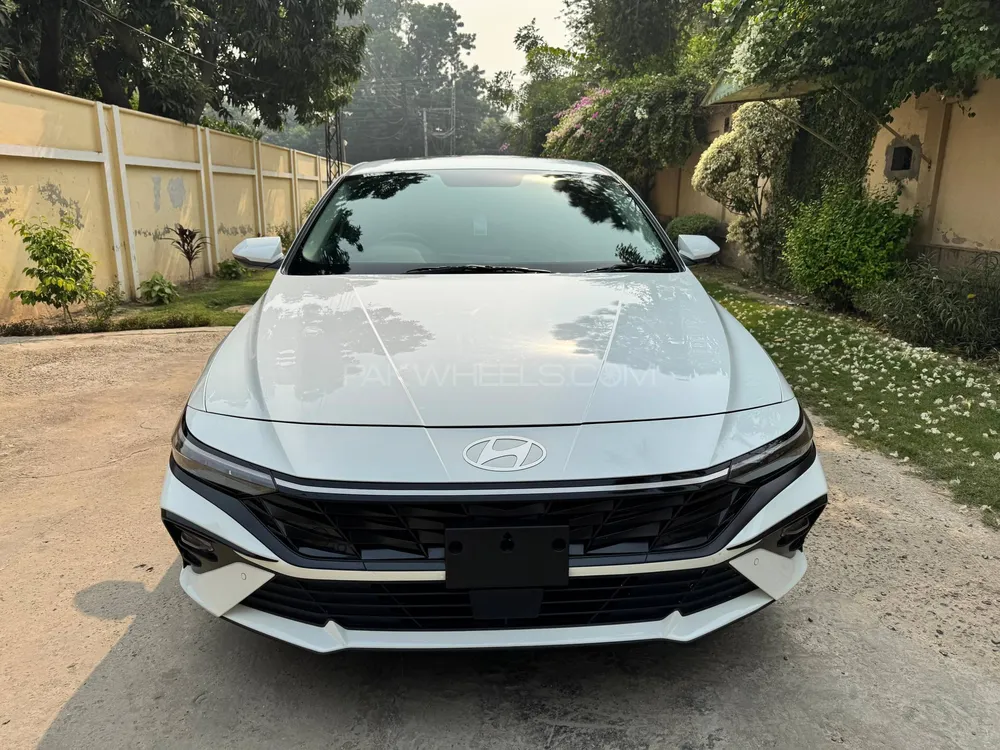 Hyundai Elantra 2024 for Sale in Multan Image-1