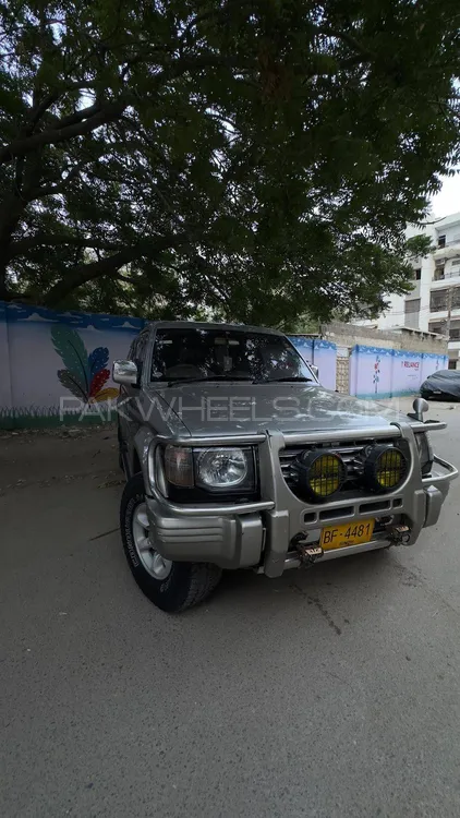 Mitsubishi Pajero 1995 for Sale in Karachi Image-1