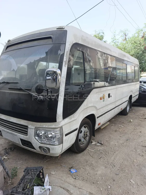 Toyota Coaster 2025 for Sale in Karachi Image-1