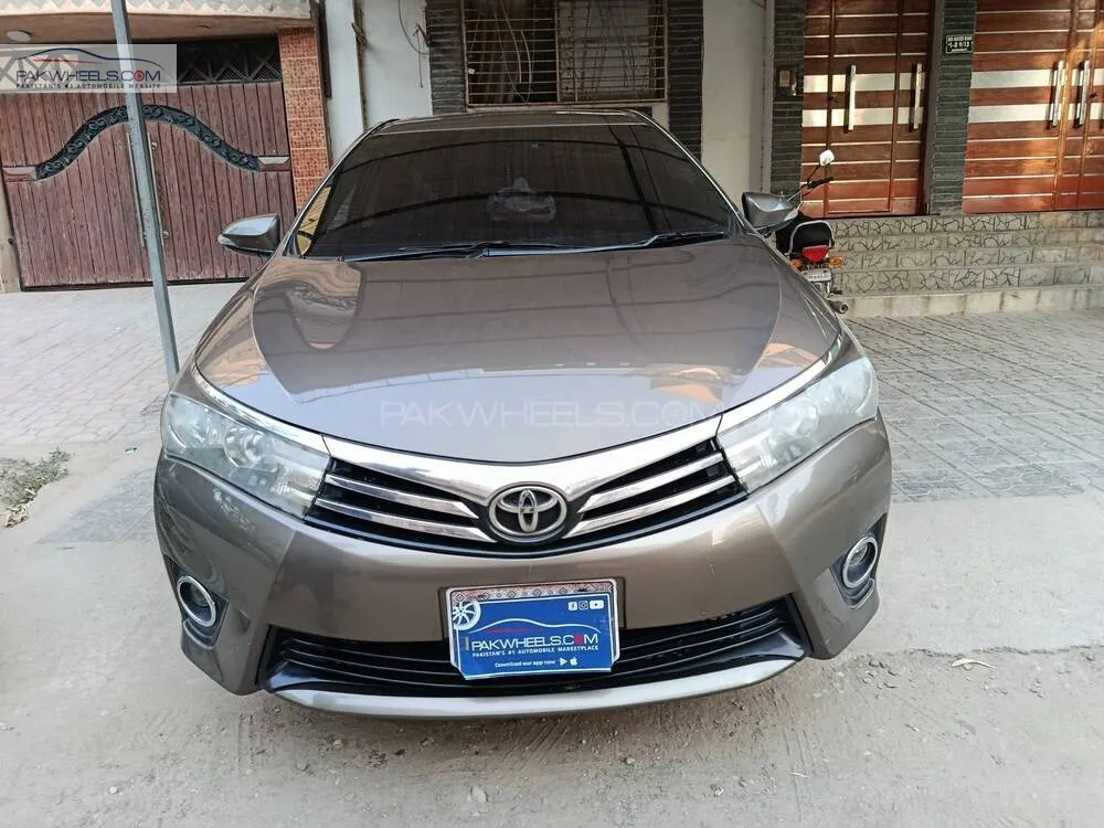 Toyota Corolla 2016 for Sale in Karachi Image-1