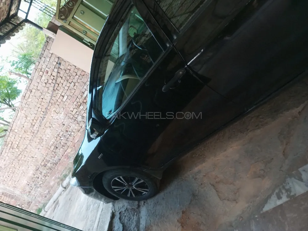 Toyota Corolla 2012 for Sale in Mandi bahauddin Image-1