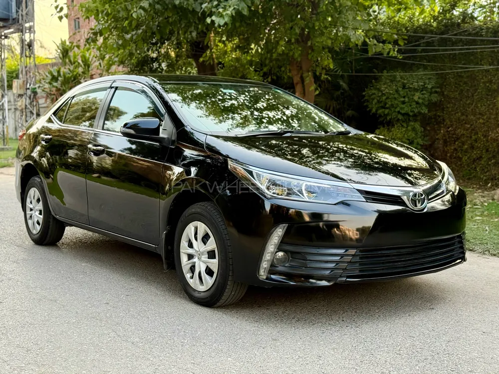 Toyota Corolla 2019 for Sale in Lahore Image-1