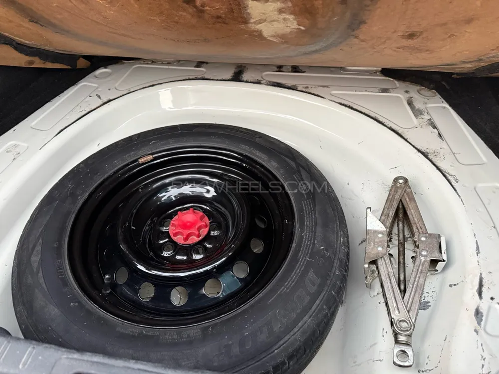 Toyota Corolla 2014 for Sale in Bhalwal Image-1