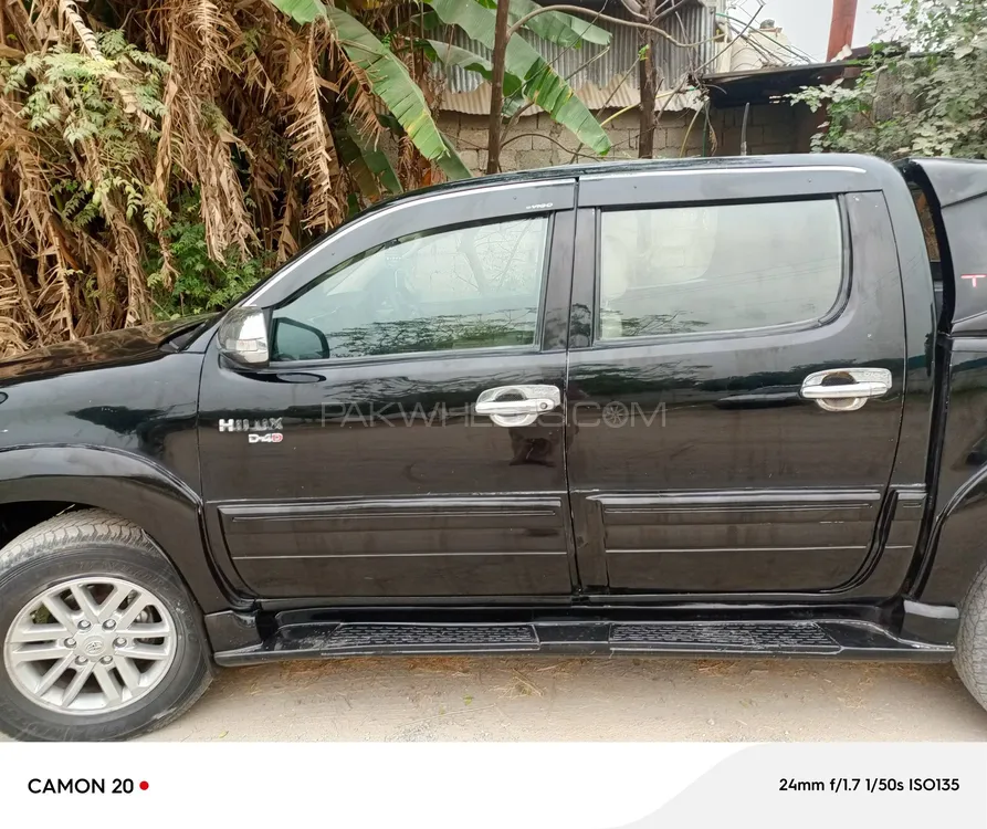Toyota Hilux 2014 for Sale in Islamabad Image-1