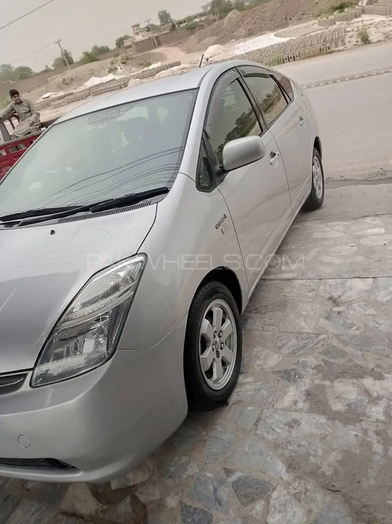 Toyota Prius 2007 for Sale in Peshawar Image-1