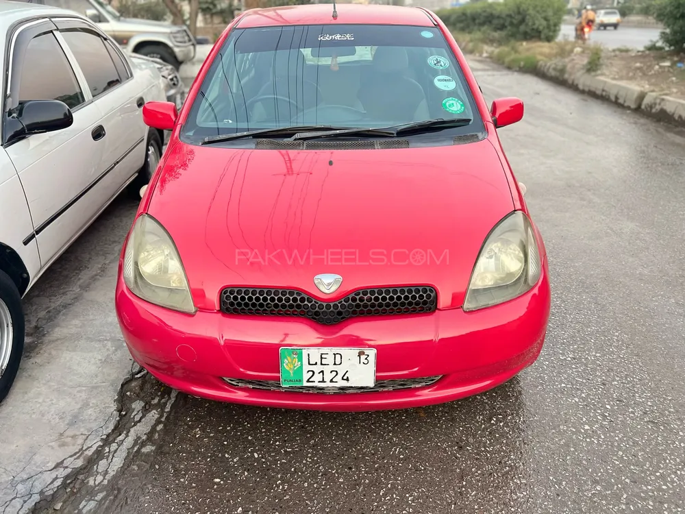 Toyota Vitz 2001 for Sale in Peshawar Image-1