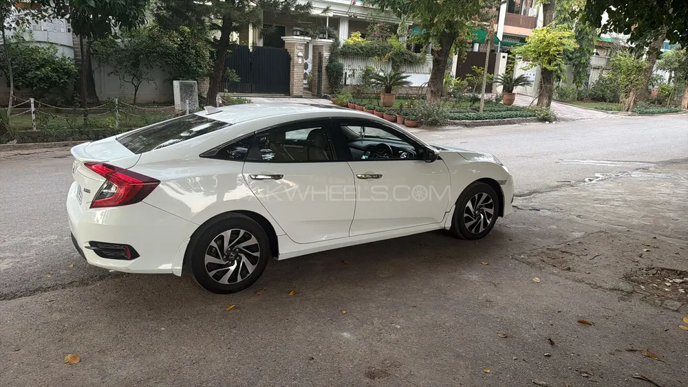 Honda Civic 2016 for Sale in Islamabad Image-1