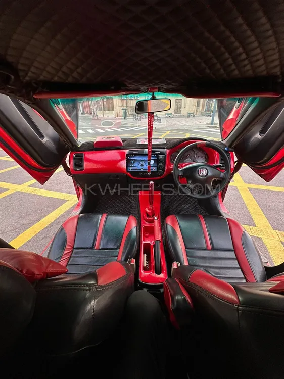 Honda Civic 2004 for Sale in Lahore Image-1