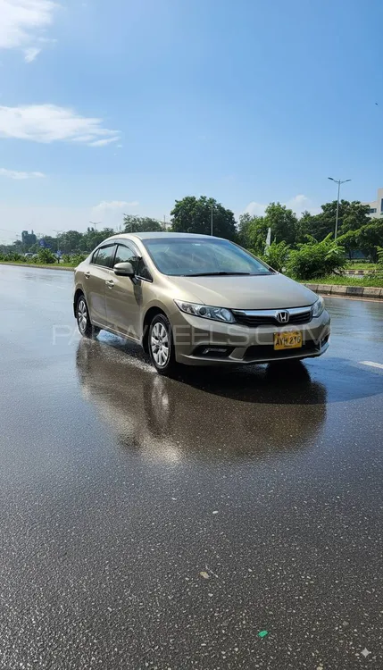 Honda Civic 2012 for Sale in Chichawatni Image-1