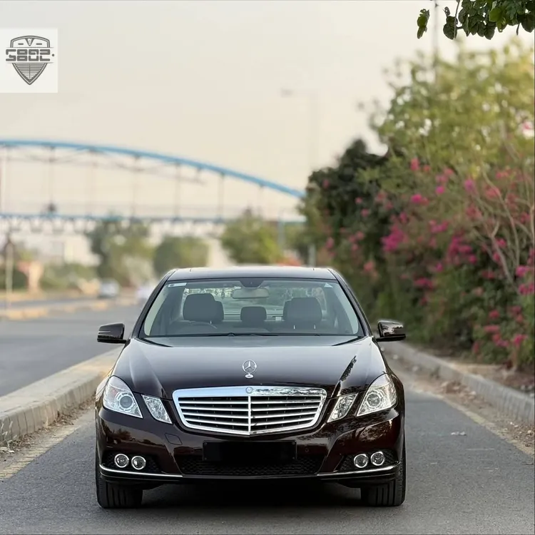 Mercedes Benz E Class 2011 for Sale in Lahore Image-1