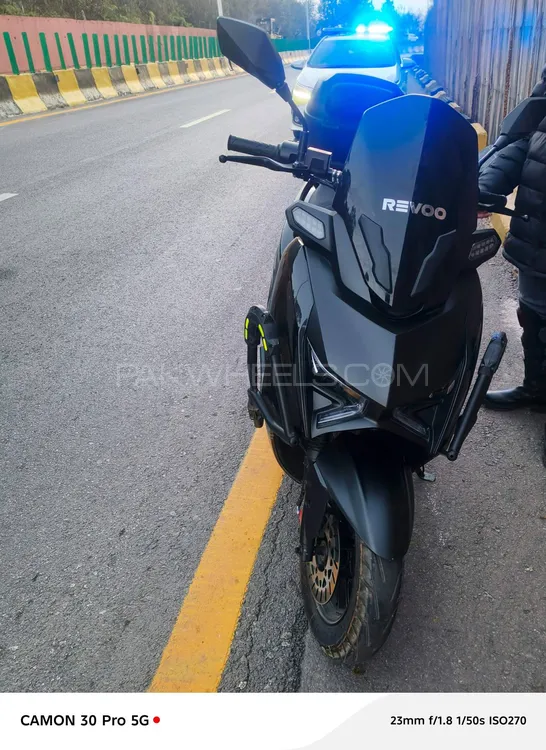 REVOO E52 2025 for Sale Image-1