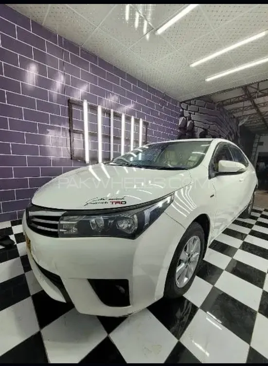 Toyota Corolla 2017 for Sale in Karachi Image-1