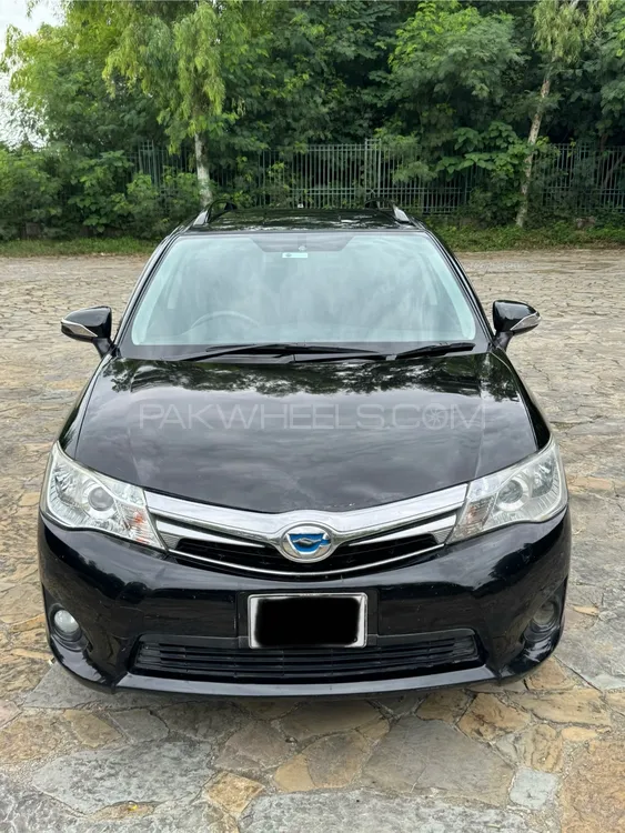 Toyota Corolla Fielder 2014 for Sale in Islamabad Image-1