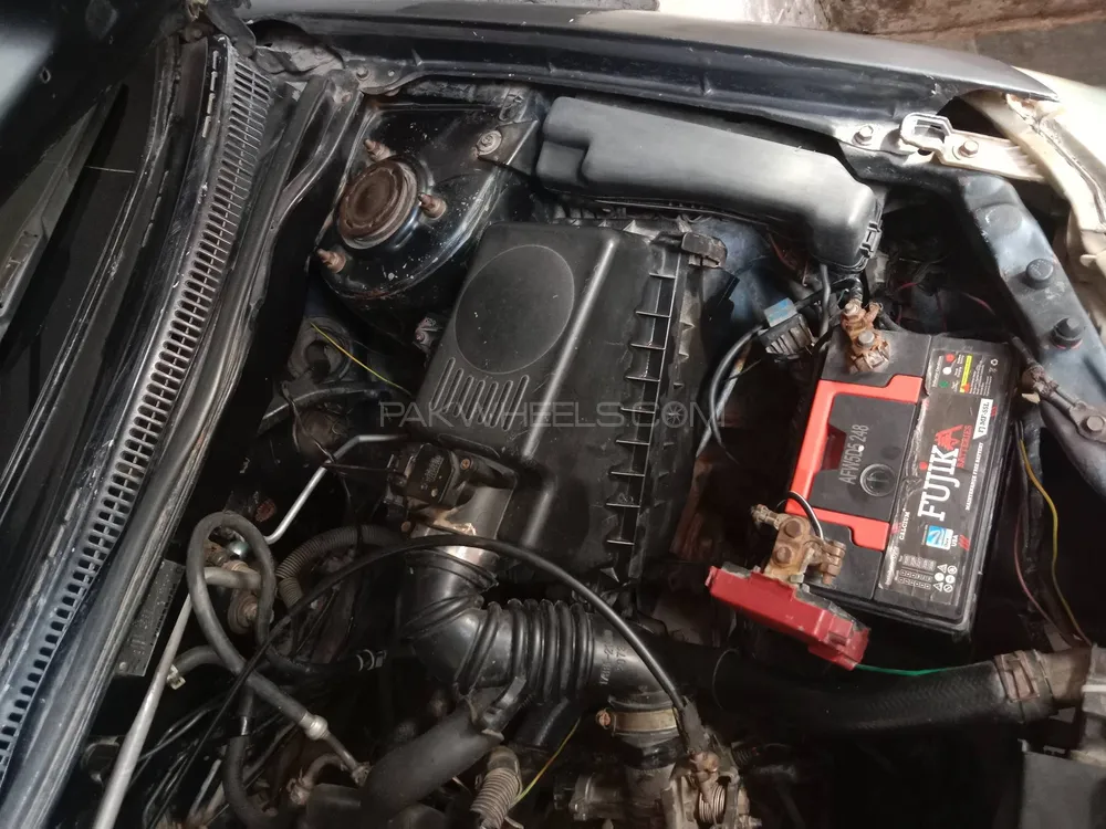 Toyota Corolla 2005 for Sale in Chiniot Image-1