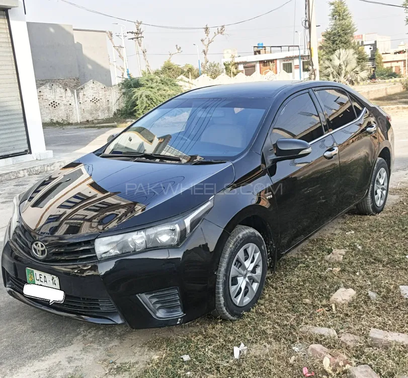 Toyota Corolla 2014 for Sale in Burewala Image-1