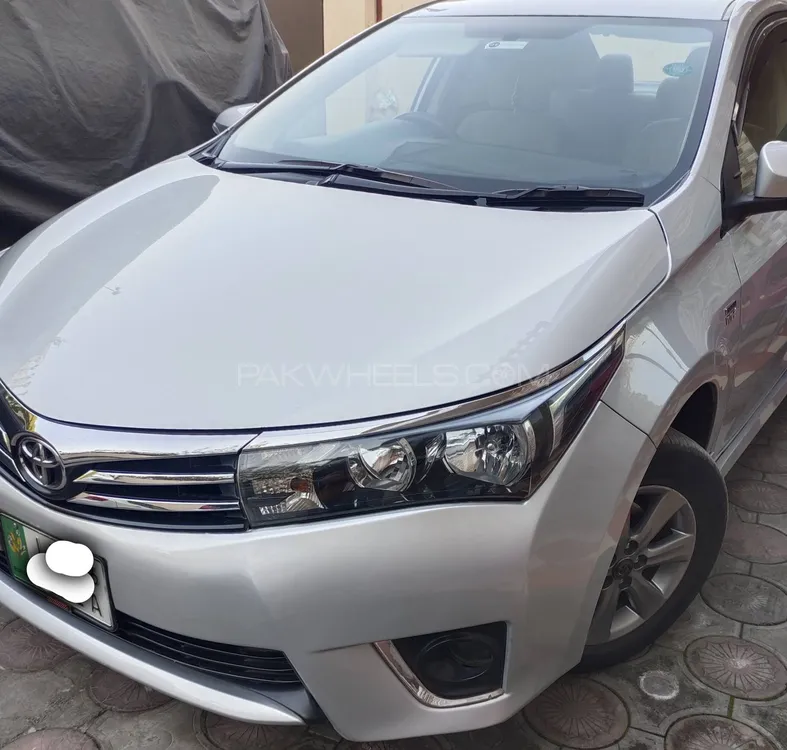 Toyota Corolla 2016 for Sale in Lahore Image-1