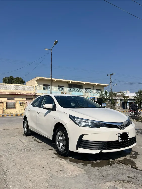 Toyota Corolla 2018 for Sale in Haripur Image-1
